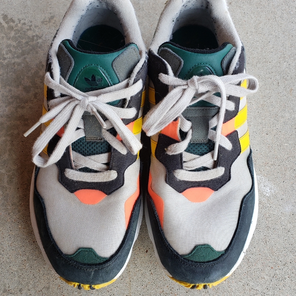 Adidas Torsion Men's 9.5